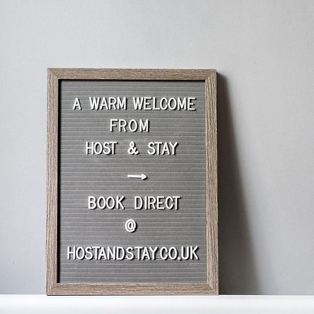 Host & Stay - The Penthouse, Hudsons Yard House Whitby Extérieur photo